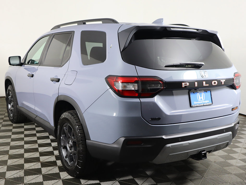 New 2026 Honda Pilot TrailSport image 4