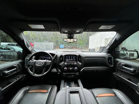Used 2021 GMC Sierra 1500 AT4 w/ AT4 Carbonpro Edition AWD/4WD image 9