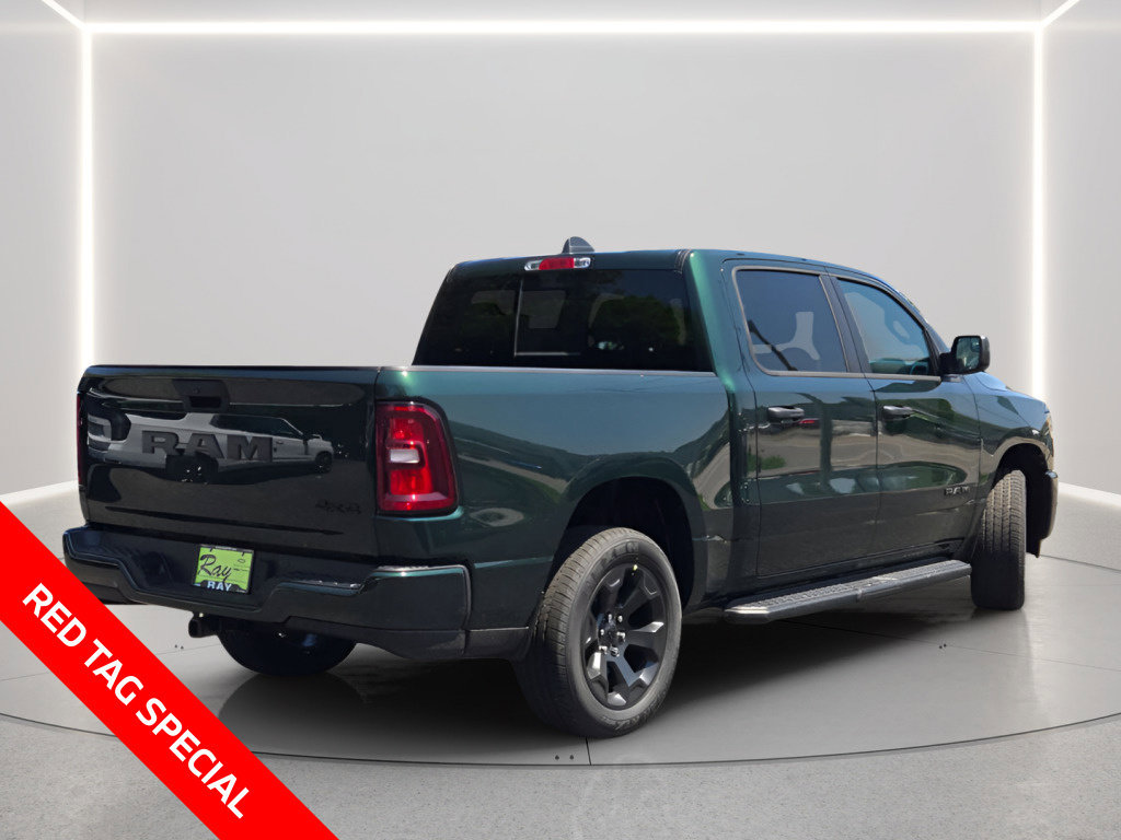 New 2026 RAM 1500 Express AWD/4WD image 5