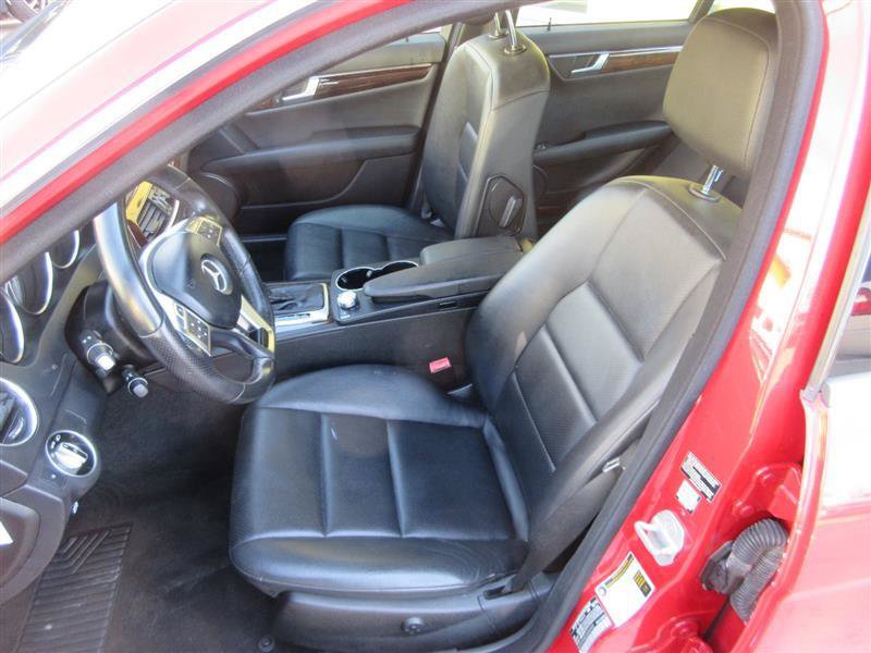 Used 2014 Mercedes-Benz C 250 Sedan image 15
