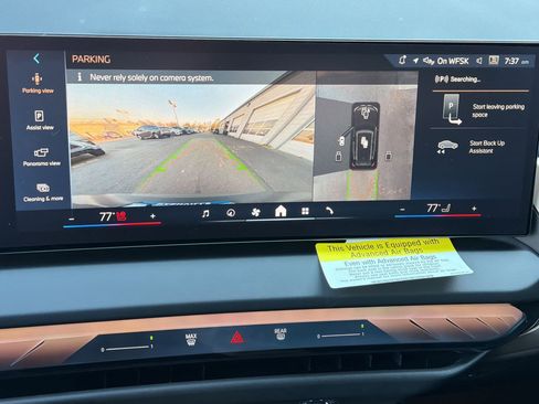 Used 2025 BMW X3 xDrive30i w/ Premium Package image 23