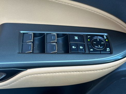 Used 2024 Lexus NX 250 FWD image 12