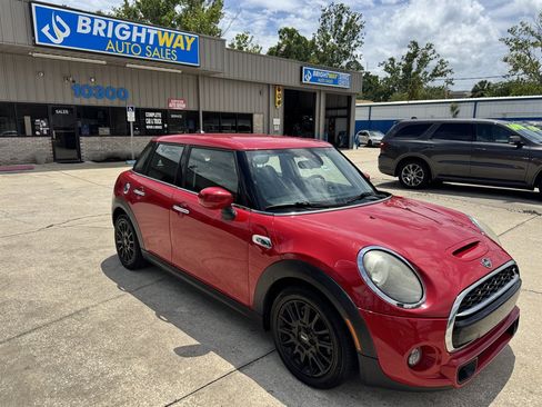 Used 2020 MINI Cooper S FWD image 3