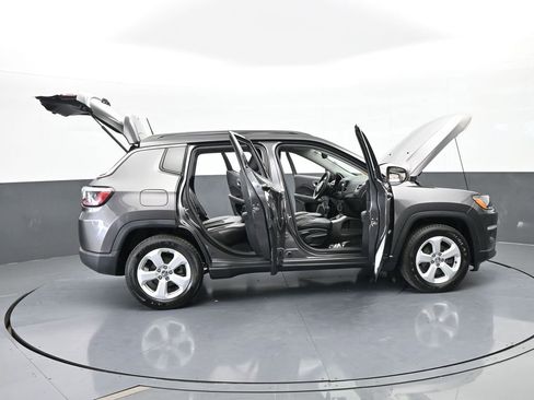 Used 2021 Jeep Compass Latitude image 67