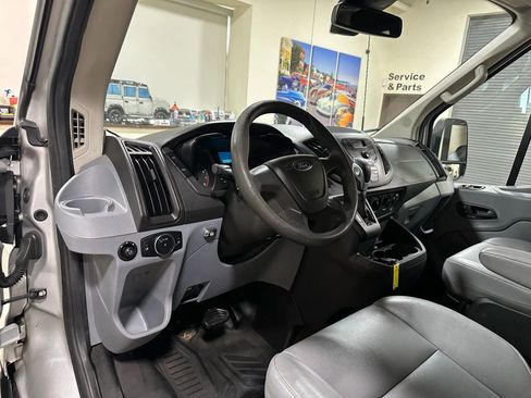 Used 2015 Ford Transit 250 148 Medium Roof image 22