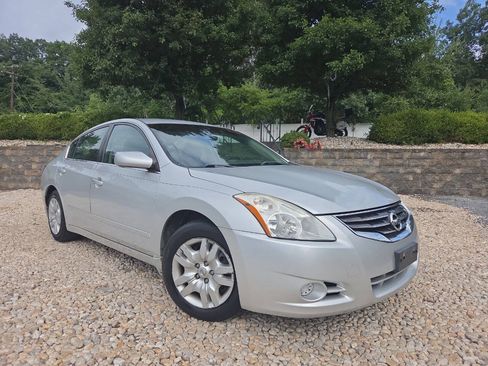 Used 2012 Nissan Altima 2.5 S FWD image 24