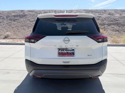 Certified 2023 Nissan Rogue SV FWD image 7