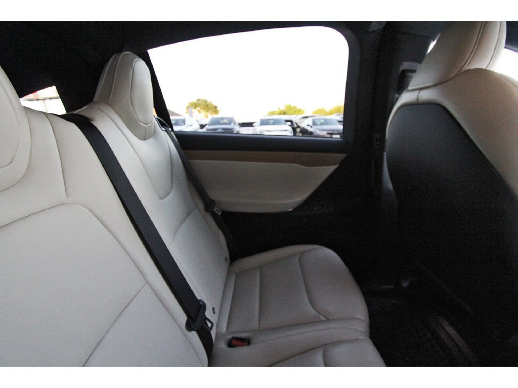 Used 2020 Tesla Model X Long Range AWD/4WD image 12