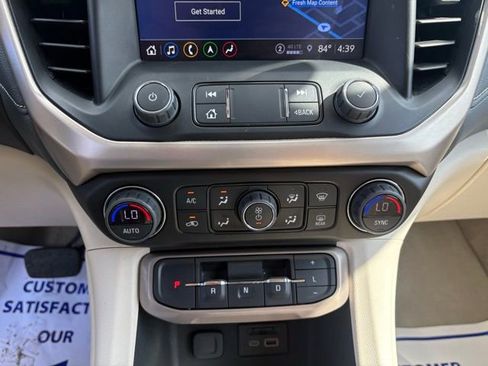 Used 2023 GMC Acadia Denali AWD/4WD image 19