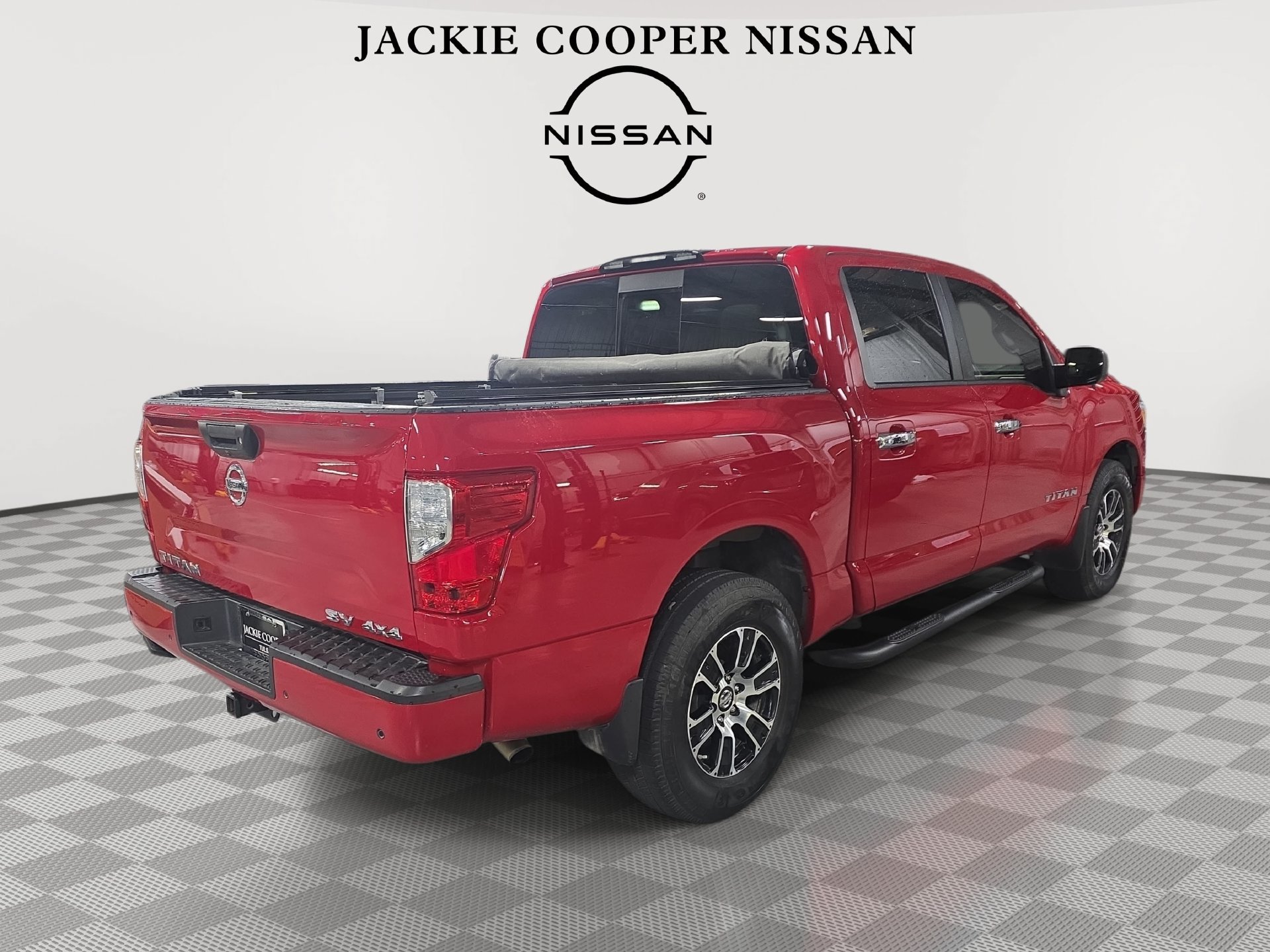 Used 2021 Nissan Titan SV w/ Accessory Utility Package AWD/4WD image 5