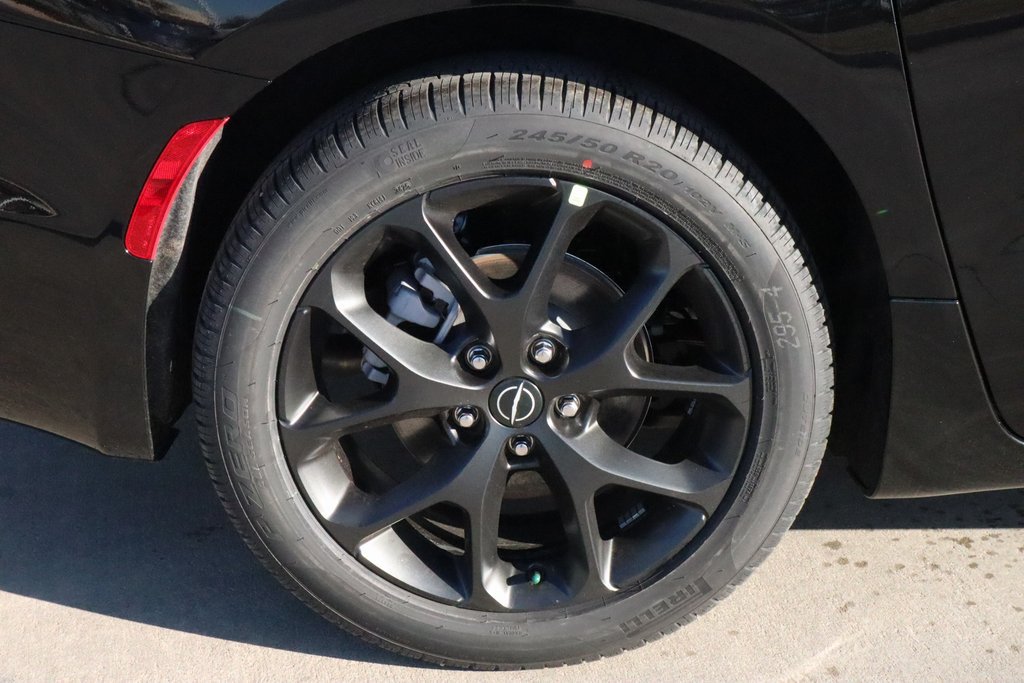New 2026 Chrysler Pacifica Select w/ S Appearance Package FWD image 17