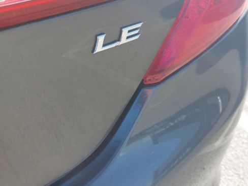 Used 2013 Toyota Camry LE image 8