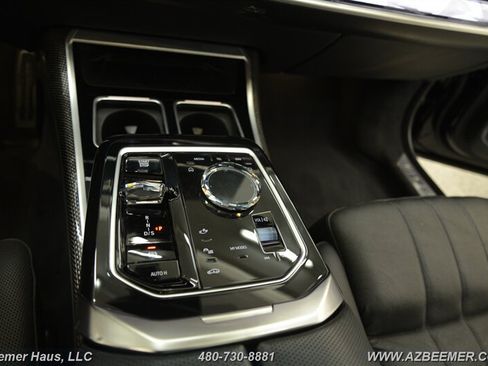 Used 2023 BMW 760i xDrive w/ Luxury Rear Seating Package AWD/4WD image 35