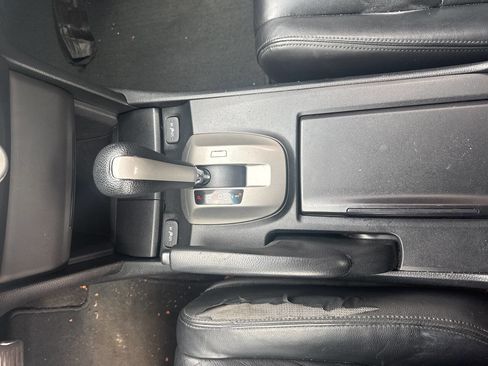 Used 2010 Honda Accord EX-L image 7