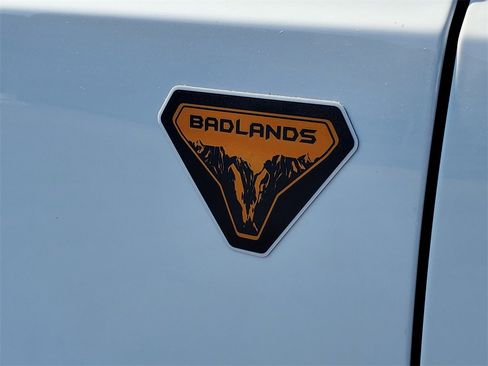 New 2025 Ford Bronco Badlands image 28
