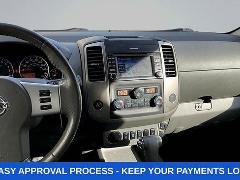 Used 2019 Nissan Frontier SL RWD image 12