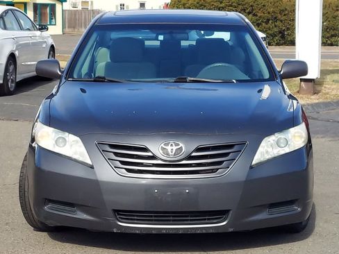 Used 2008 Toyota Camry LE image 2