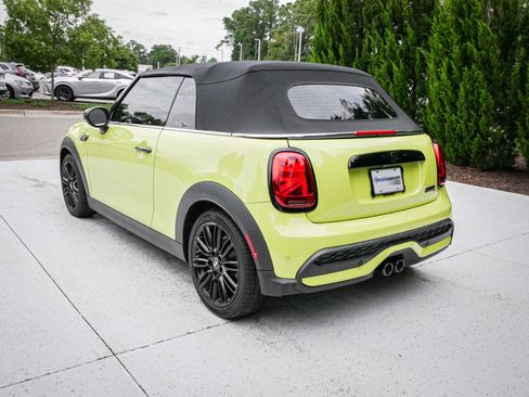 Used 2024 MINI Cooper S w/ Signature Upholstery Package FWD image 9