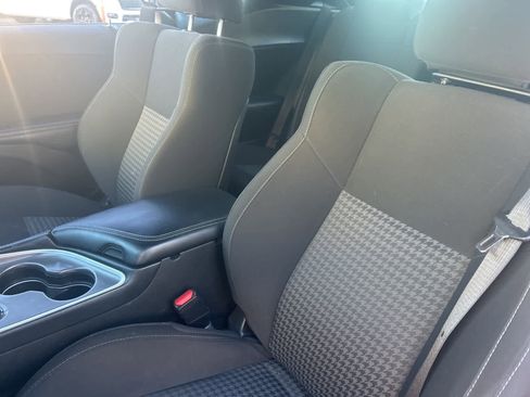 Used 2022 Dodge Challenger R/T image 36