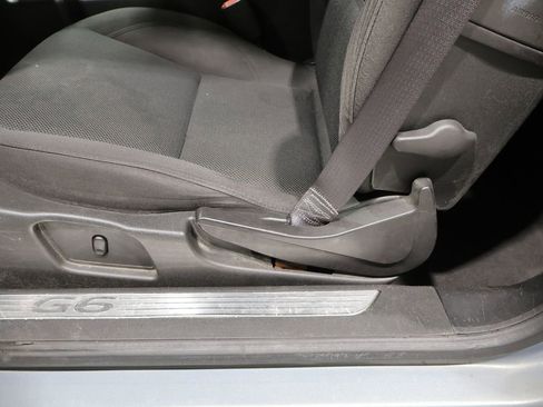 Used 2008 Pontiac G6 GT FWD image 11