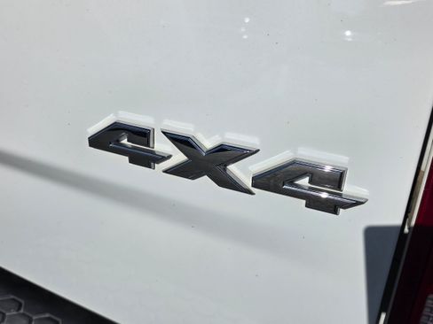 Used 2016 RAM 1500 Big Horn AWD/4WD image 11