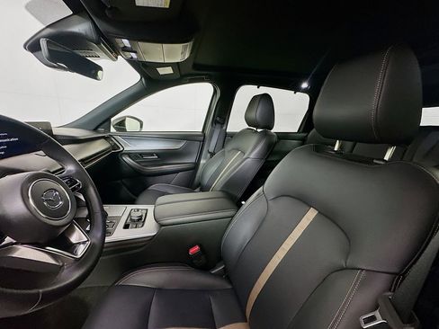 Certified 2025 MAZDA CX-70 3.3 Turbo w/ Premium Plus Pkg image 22