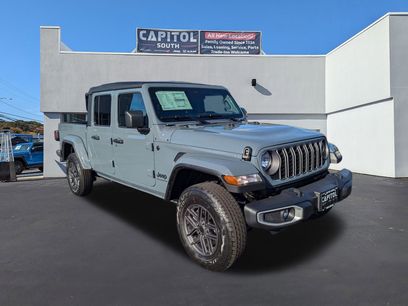 New 2026 Jeep Gladiator Sport