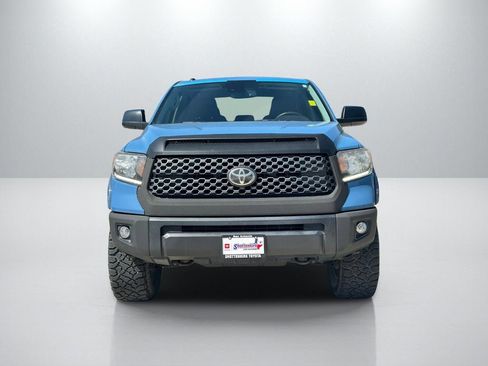 Used 2019 Toyota Tundra SR5 w/ SR5 Upgrade Package AWD/4WD image 2