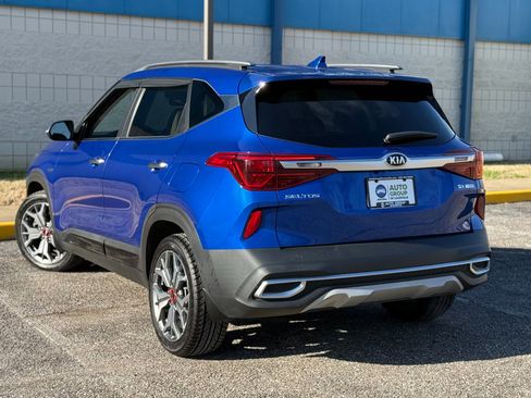 Used 2021 Kia Seltos SX w/ SX Sunroof Package image 7