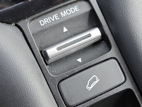 Certified 2024 Honda HR-V LX image 8