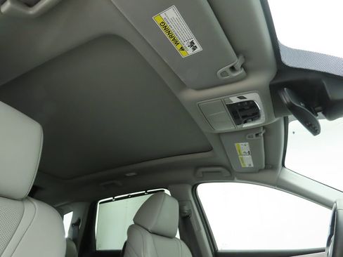 Used 2022 Acura MDX Technology image 18