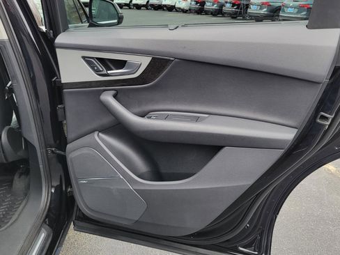 Used 2019 Audi Q7 2.0T Premium Plus w/ Premium Plus Package image 42
