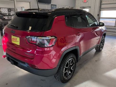 New 2026 Jeep Compass Trailhawk w/ Trailer Tow Group image 5