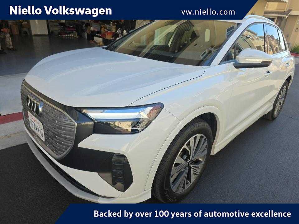 Used 2023 Audi Q4 e-tron Premium Plus w/ Premium Plus RWD image 1