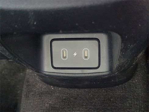 Used 2025 Hyundai Elantra Sport image 19