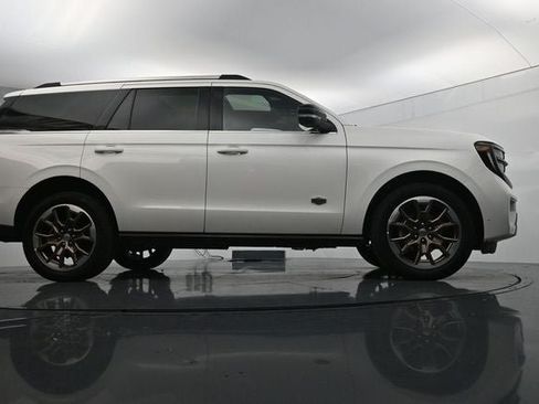 Certified 2025 Ford Expedition King Ranch AWD/4WD image 34