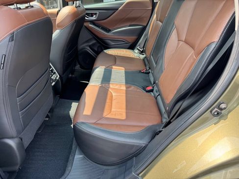 Used 2023 Subaru Forester Touring AWD/4WD image 18