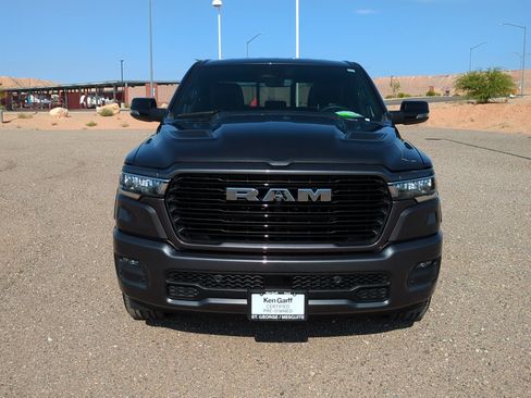Used 2025 RAM 1500 Laramie w/ Sport Appearance Package AWD/4WD image 9