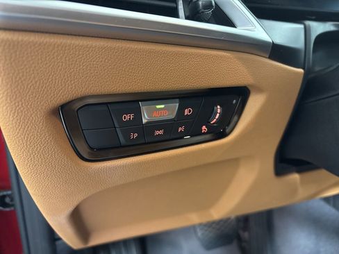 Certified 2025 BMW i4 xDrive40i w/ Premium Package image 28