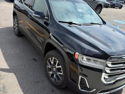Used 2021 GMC Acadia SLE w/ LPO, Floor Liner Package FWD image 3