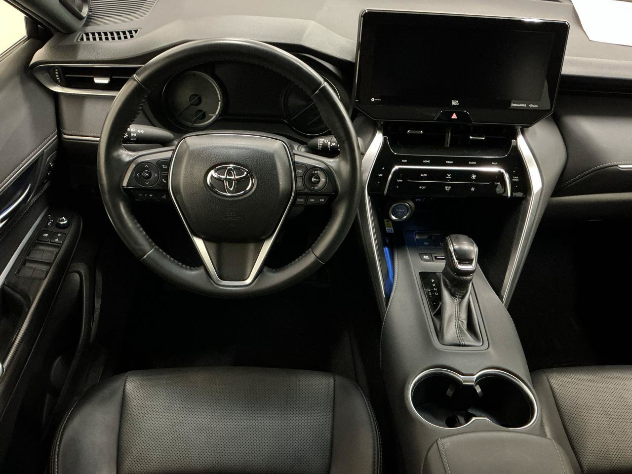 Used 2021 Toyota Venza XLE w/ Softex Package AWD/4WD image 15