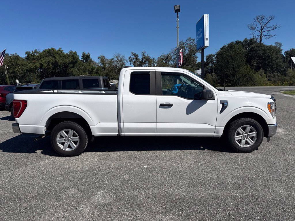 Used 2021 Ford F150 XLT RWD image 3