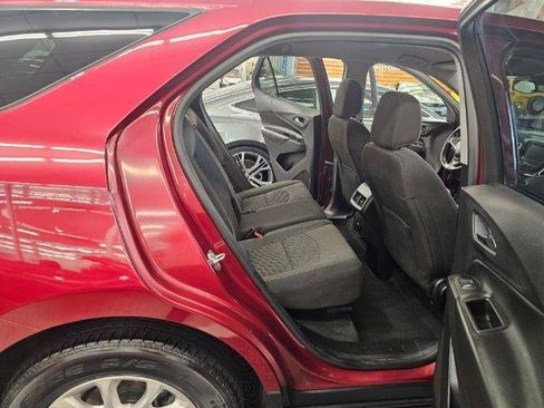 Used 2018 Chevrolet Equinox LT FWD image 13