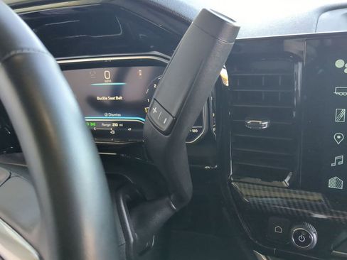 Used 2024 Chevrolet Silverado 2500 LTZ w/ LTZ Convenience Package image 9