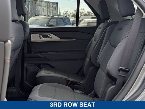 New 2026 Ford Explorer Active image 16