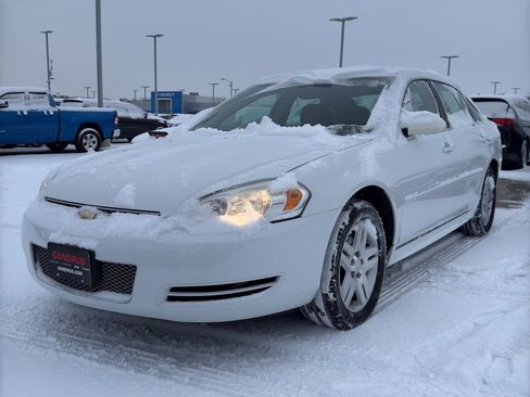 Used 2012 Chevrolet Impala LT image 2