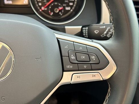 Used 2021 Volkswagen Atlas SE w/ Panoramic Sunroof Package FWD image 31