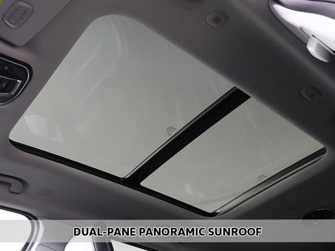 Used 2023 Jeep Grand Cherokee L Limited image 4