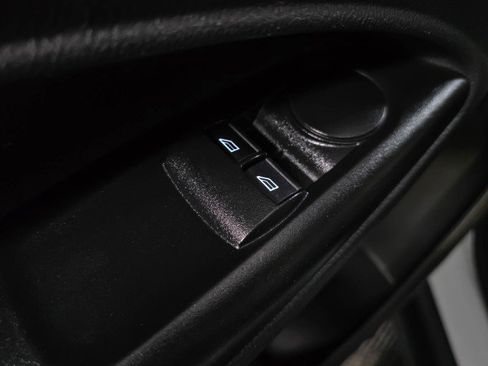 Used 2018 Ford Transit Connect XL image 27