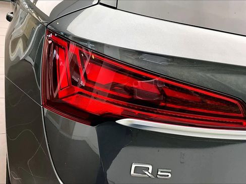 Certified 2023 Audi Q5 2.0T Premium w/ Convenience Package AWD/4WD image 28